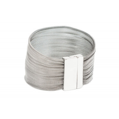 Women's bracelet made of stainless steel mesh with a shiny silver magnetic clasp 2