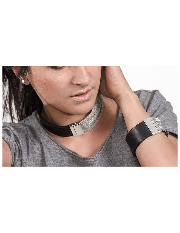 Women's choker necklace made of natural leather and stainless steel mesh with a magnetic clasp