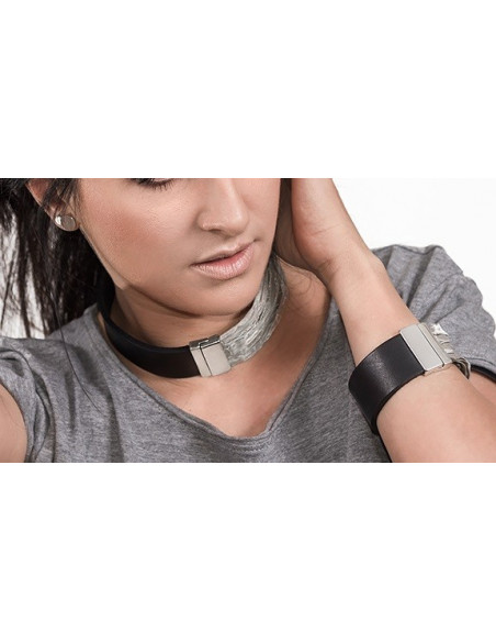 Women's choker necklace made of natural leather and stainless steel mesh with a magnetic clasp