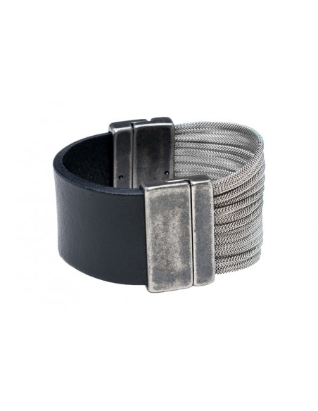 Women's bracelet made of stainless steel mesh and leather with a matte magnetic clasp