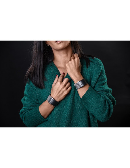 Black women's leather bracelet with stainless steel mesh and a shiny magnetic clasp