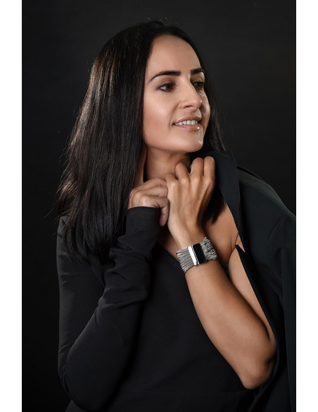 Women's bracelet made of stainless steel mesh with a matte magnetic clasp