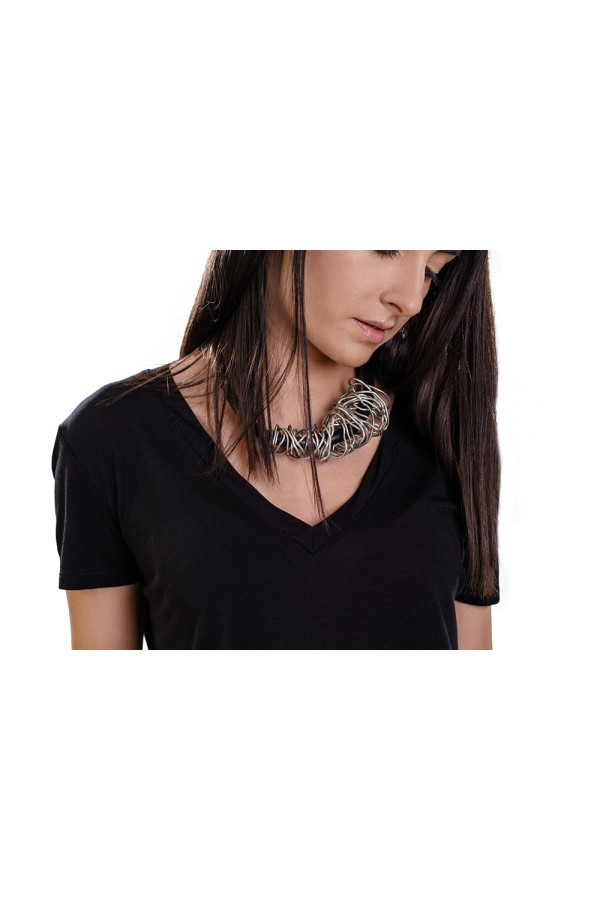 Black genuine leather necklace with silver-plated wire 2