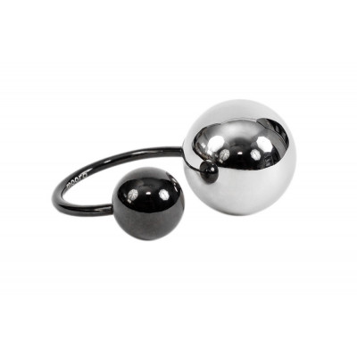 Stainless steel ring with two decorative spheres in silver and black finish