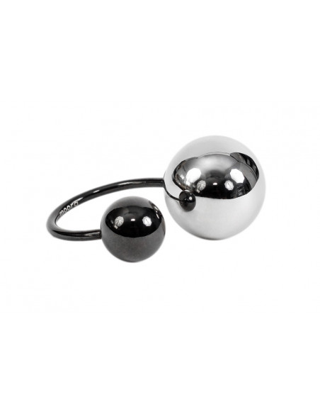 Stainless steel ring with two decorative spheres in silver and black finish