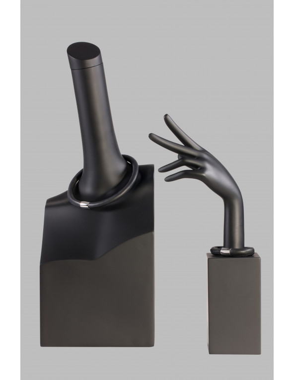 Jewelry set – black leather choker and bracelet