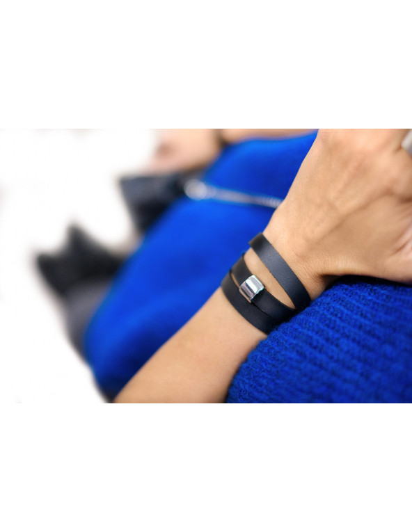 Black leather bracelet with polished steel element and watch-style clasp