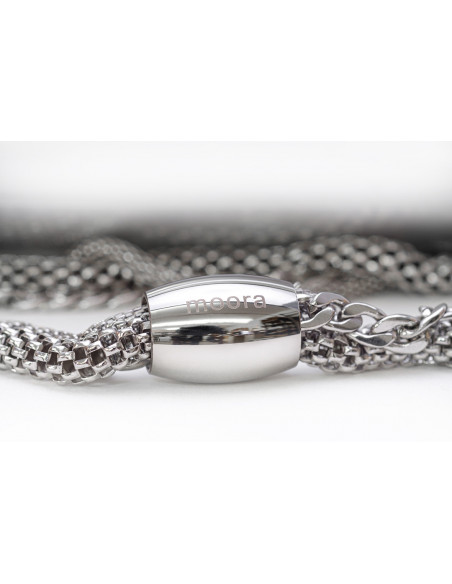 Triple-chain stainless steel choker