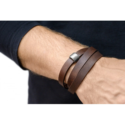Men’s brown leather bracelet with matte steel element 2