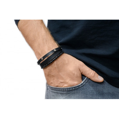 Men's black leather bracelet made of natural leather. 2