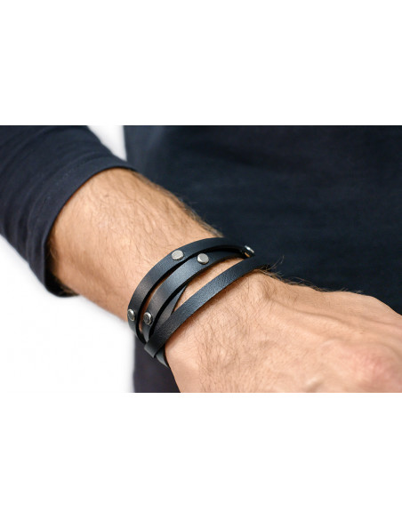 Men’s black leather bracelet wrapped twice with decorative steel snaps