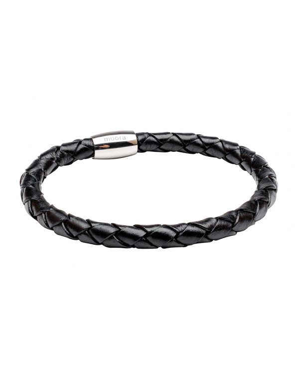 Men’s black braided leather bracelet with magnetic clasp.