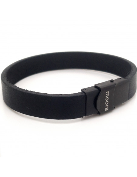 Men’s simple black leather bracelet with adjustable clasp