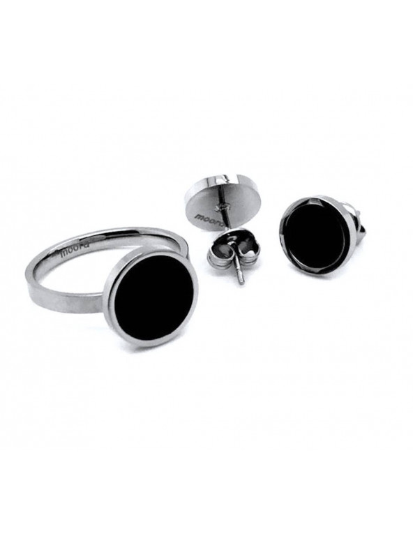Minimalist stainless steel ring with a black stone on a silver band