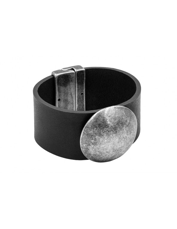 Black leather bracelet with matte element