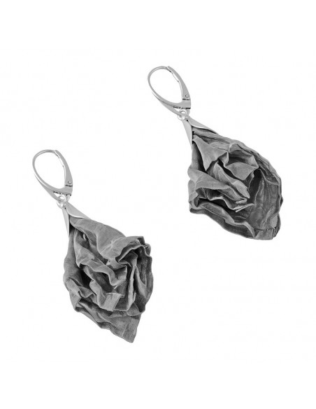 Earrings made of silver and hand-formed stainless steel mesh – modern elegance