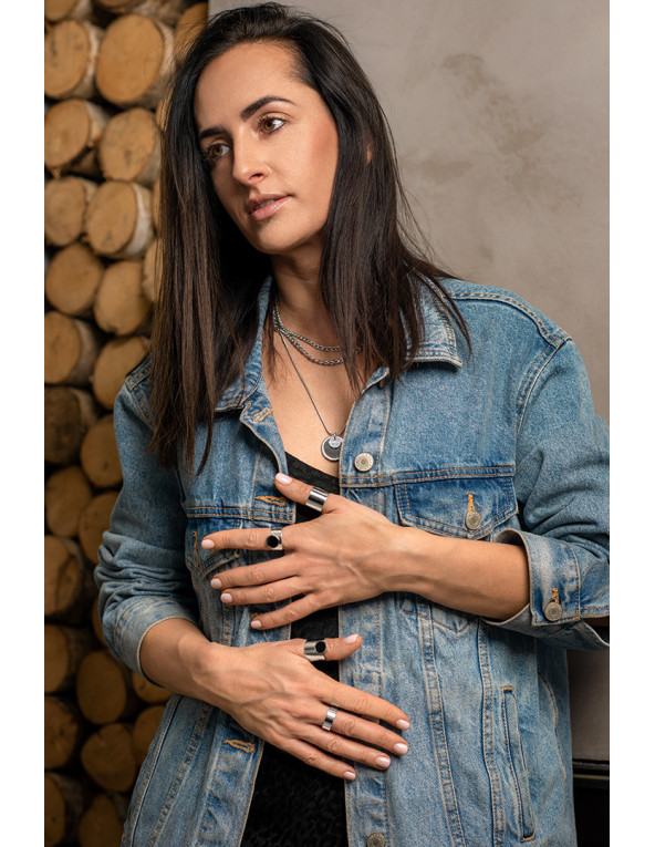 Wide stainless steel 2-in-1 ring with black stone in minimalist style