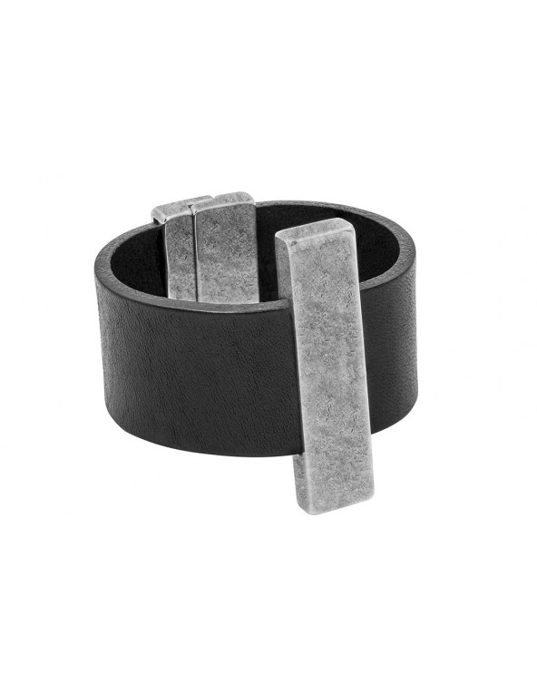 Wide bracelet made of leather and matte steel