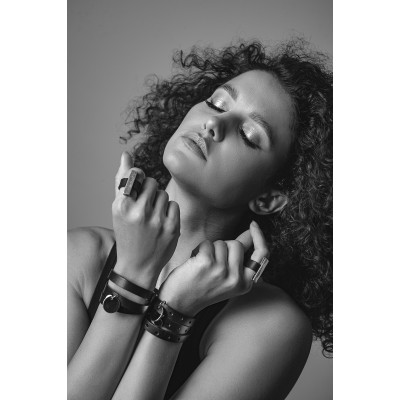 Ring made of leather and stainless steel – wide, black, and handcrafted 2