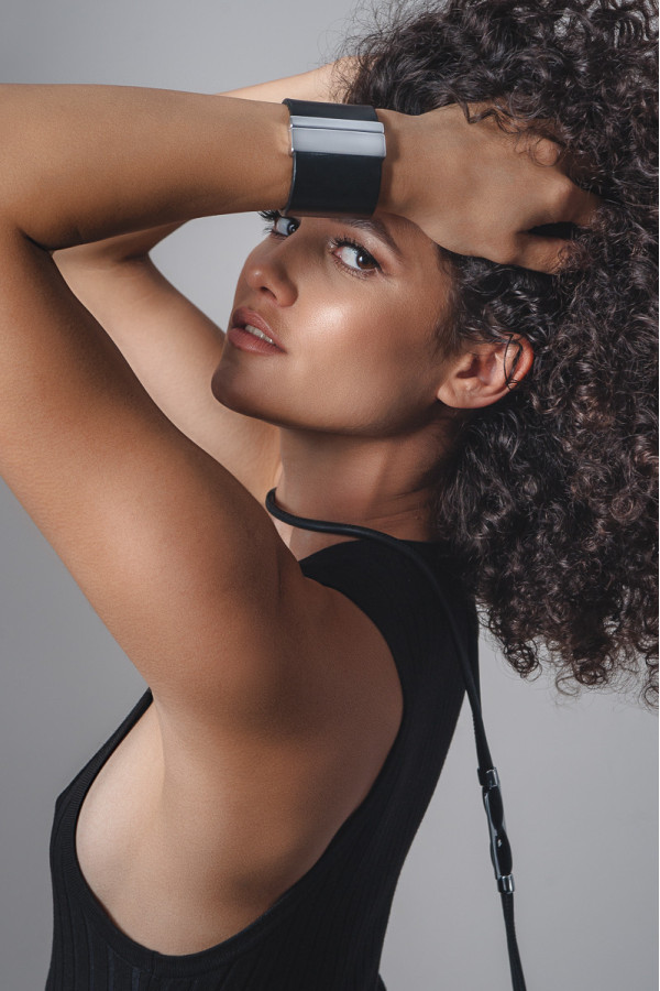 Wide black leather bracelet with glossy stainless steel clasp 2