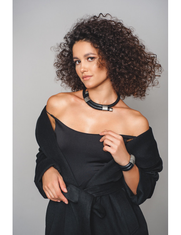 Adjustable black leather choker with shiny stainless steel element