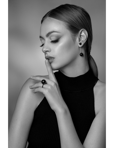 Stainless steel ring with large 16 mm matte black ball