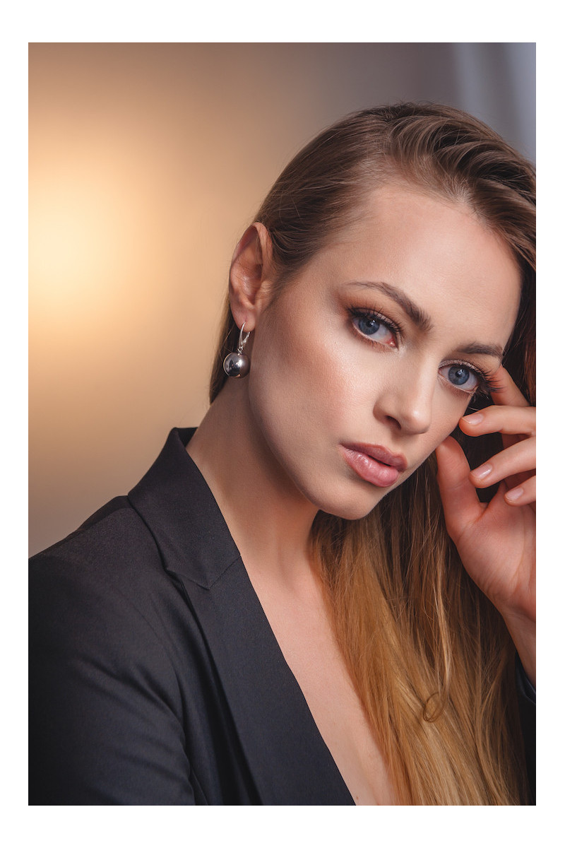 Silver and stainless steel sphere earrings | minimalist jewelry | moora.eu