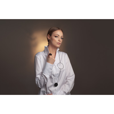 Black stainless steel necklace with geometric circles – MOORA 2