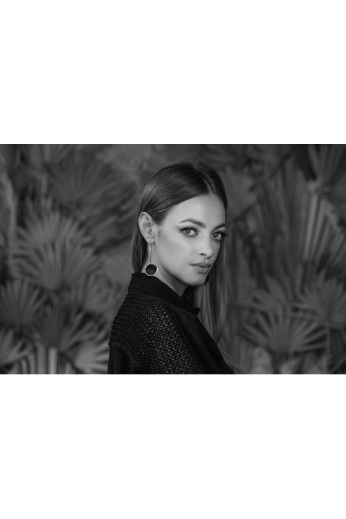 Long modern earrings in silver PUNTO