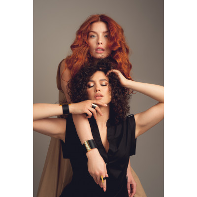 Ring made of leather and gold-plated stainless steel – black and gold, handmade 2