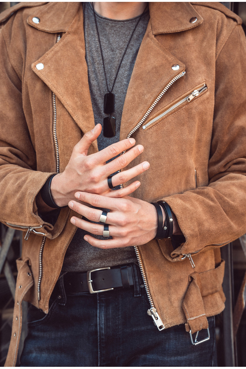 Men’s black double wrap leather bracelet with snaps