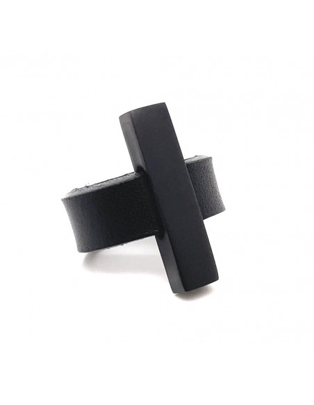 Ring made of leather and matte black stainless steel – minimalist and wide