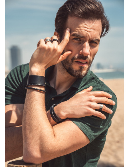 Men's leather bracelet with matte black steel clasp - minimalist and austere form