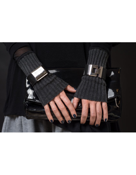 Black women's leather bracelet with a shiny steel clasp