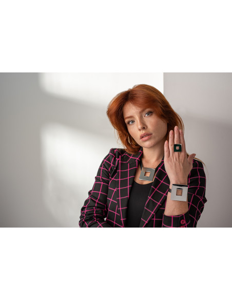 Leather necklace with large shiny square stainless steel element