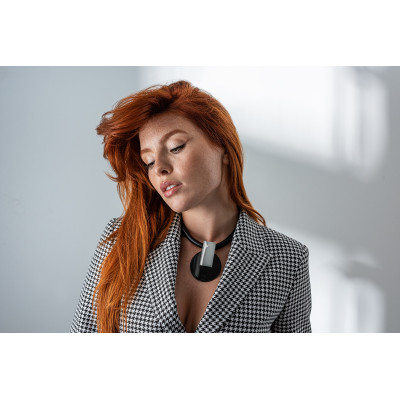 Necklace made of leather and decorative shiny pendant 2