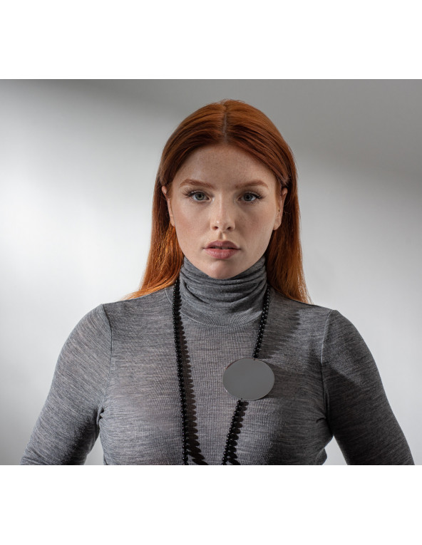 Long necklace of natural stones onyx with...