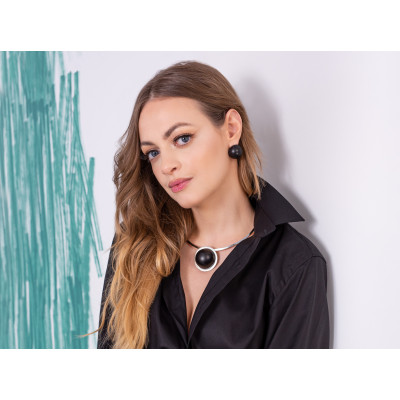 Delicate silver stainless steel choker with a black matte pendant 2