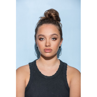 Black matte hoop earrings made of stainless steel. 2