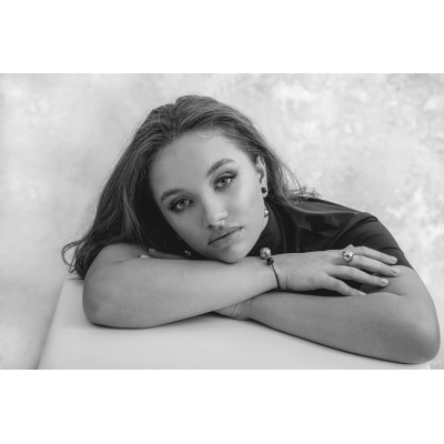 Stainless steel bracelet with silver and black spheres 2