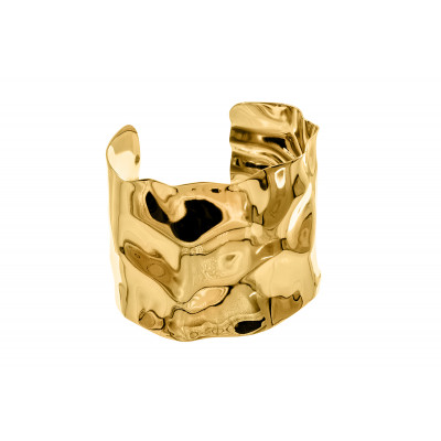 Wide gold bracelet made of crumpled stainless steel with shiny golden finish