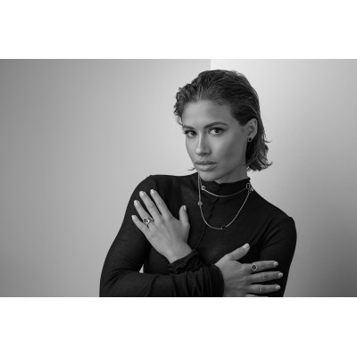 Stainless steel earring set in silver and black – elegant minimalist jewelry 2