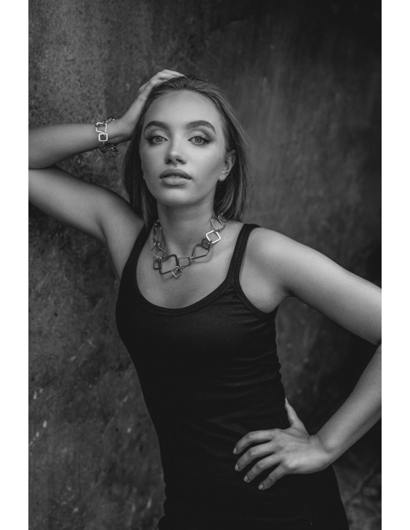 3D stainless steel necklace with movable geometric elements