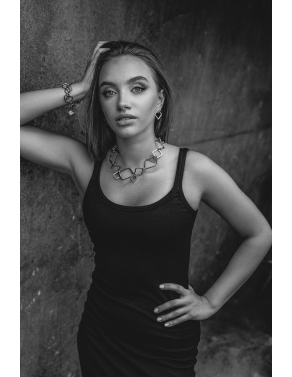 3D stainless steel necklace with movable geometric elements