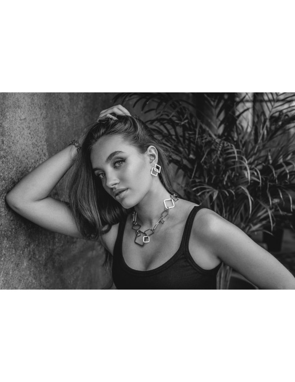 3D stainless steel necklace with movable geometric elements