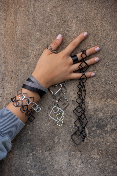 Black matte 3D stainless steel necklace with an elegant lobster clasp.