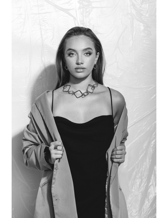 3D stainless steel necklace with movable geometric elements