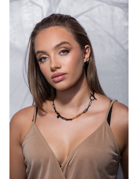 Delicate black stainless steel earrings – minimalist and elegant jewelry