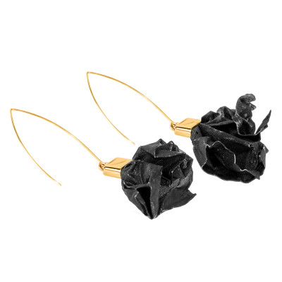 Handmade black stainless steel mesh and gold-plated sterling silver 925 earrings in black and gold tones.