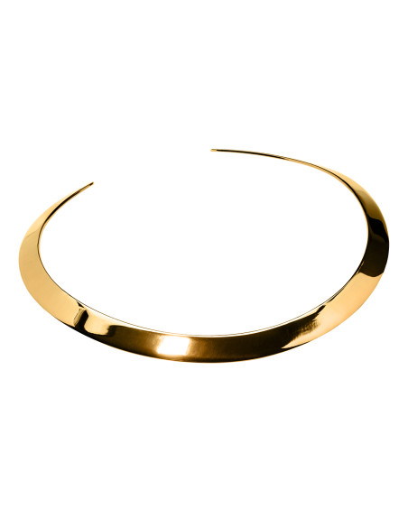 Gold choker made of gold-plated stainless steel in a minimalist design